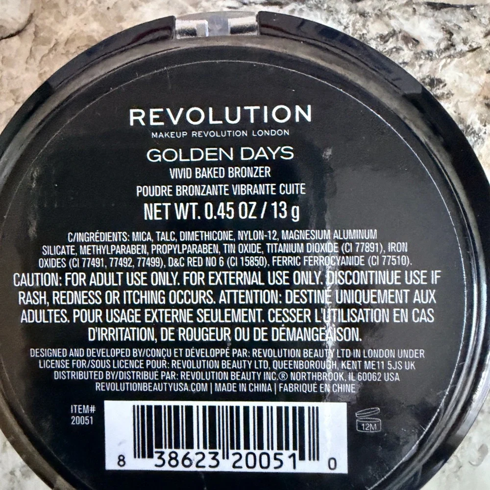 Makeup Revolution Vivid Baked Bronzer - Warm Copper